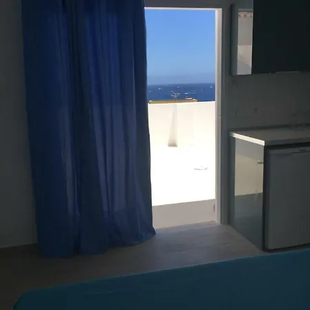 罗卡马尔特内里费旅馆 La Mareta